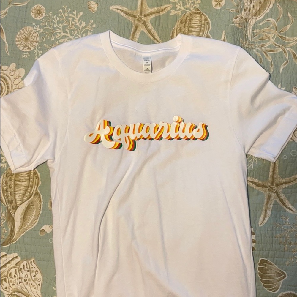 Tshirt - Picture 2 of 2